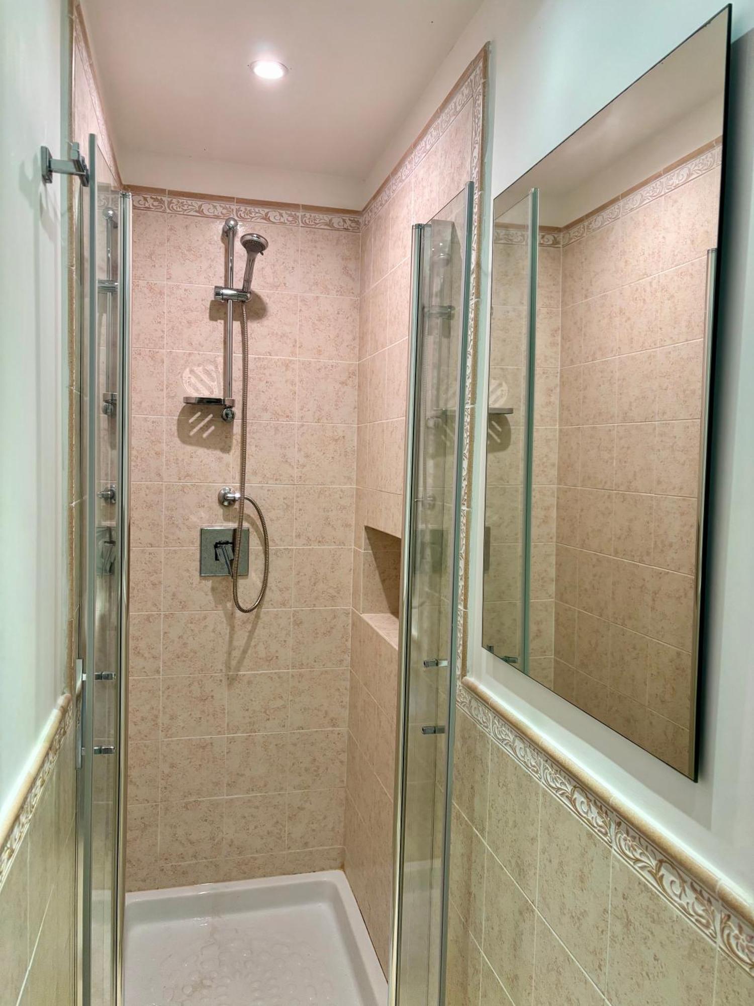陶尔米纳Mara'S House, 10 Minuti A Piedi Dal Centro, Parcheggio Privato公寓 外观 照片