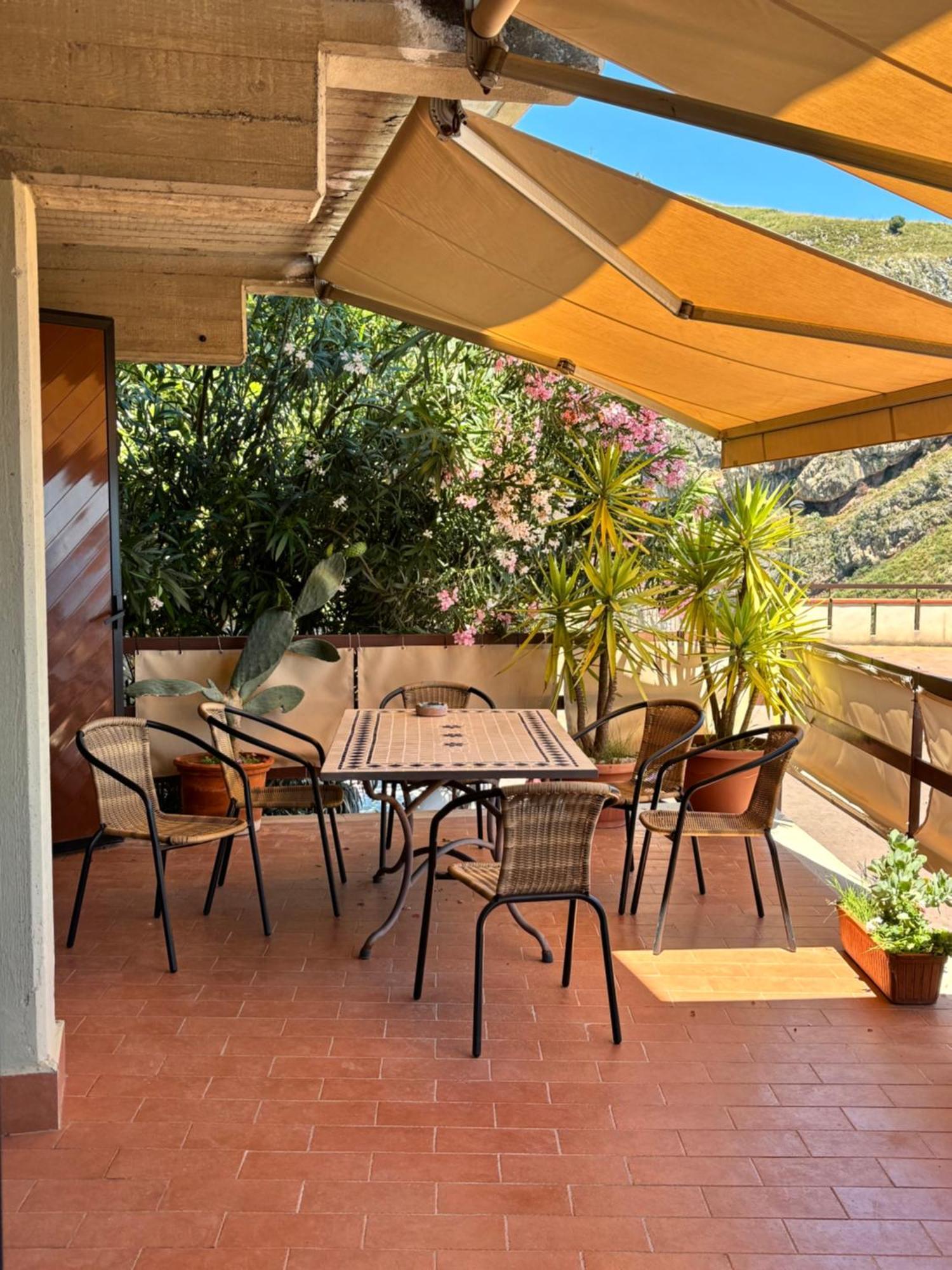 陶尔米纳Mara'S House, 10 Minuti A Piedi Dal Centro, Parcheggio Privato公寓 外观 照片